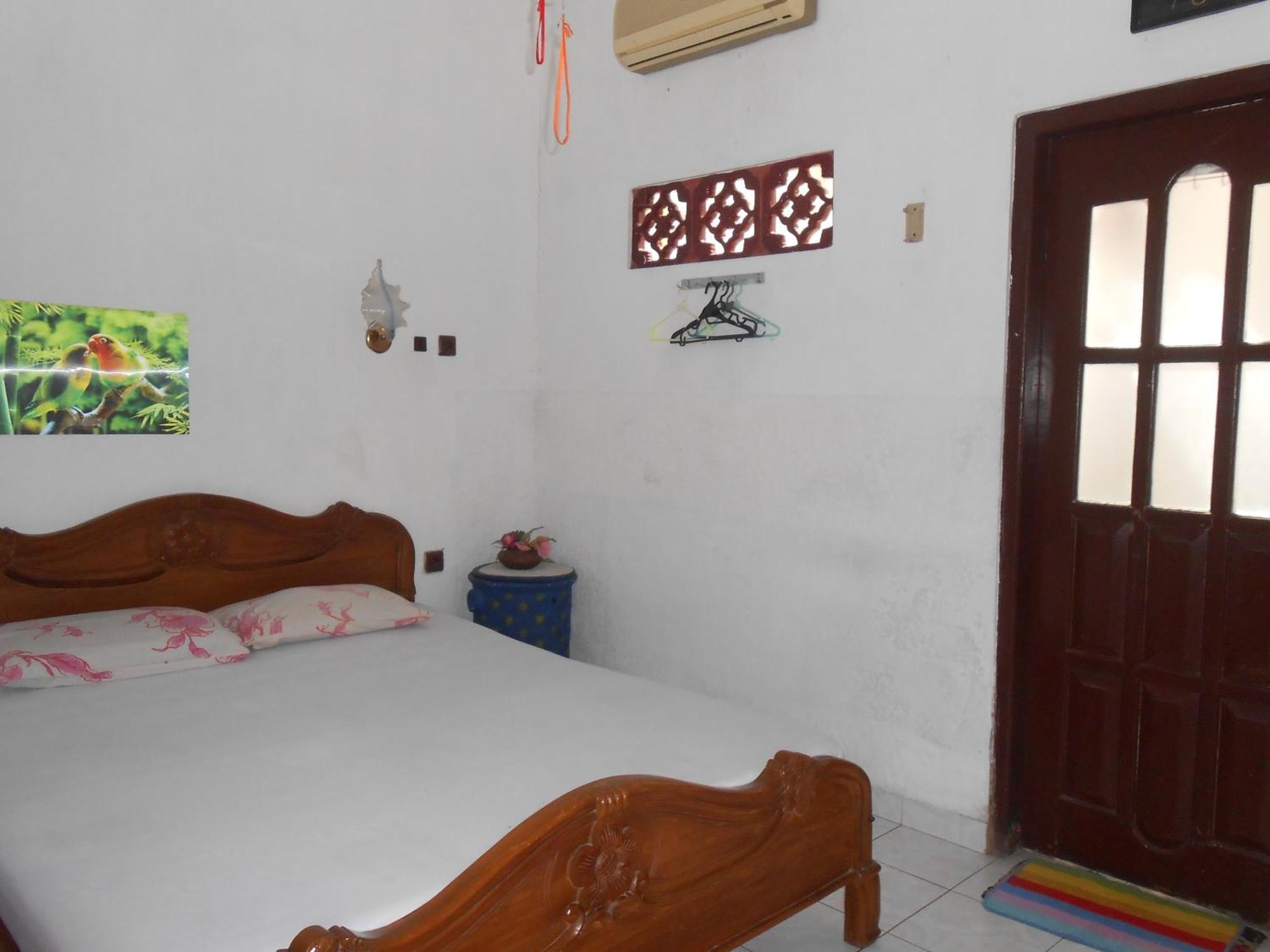 Fortuna Guest House Jogjacarta Exterior foto